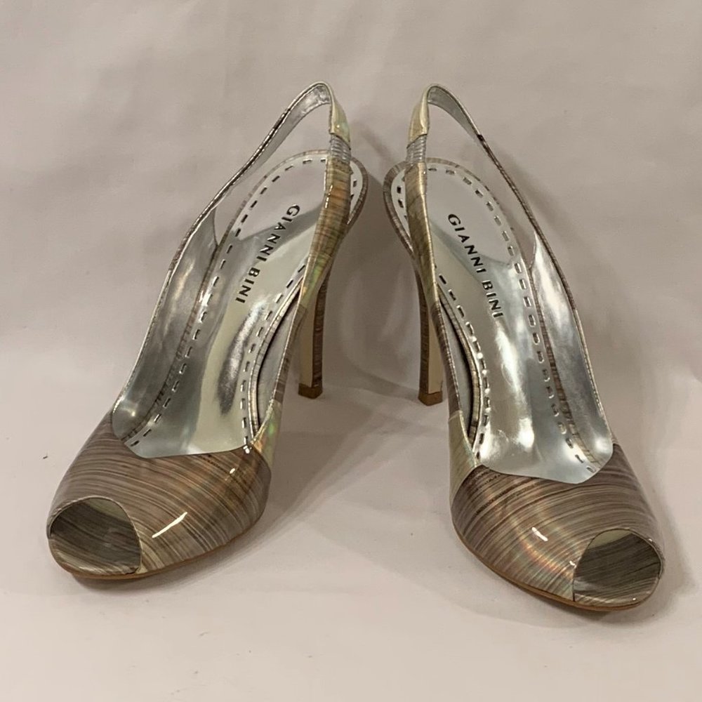 Gianni Bini - Silver Gray high heels shoes. Open toe and sling back. S7.5 - Picture 8 of 10